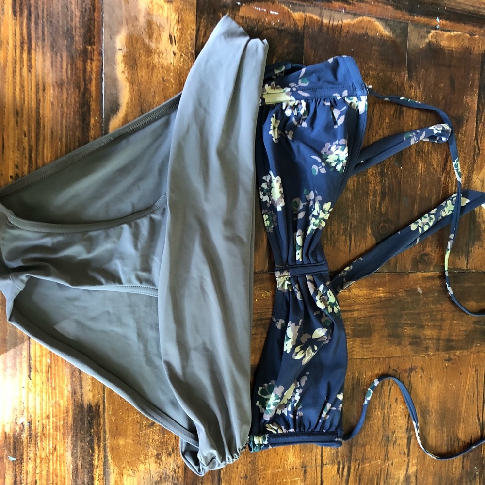 Gap body bikini